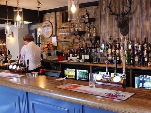 ホテル The Woodstock Arms エクステリア 写真
